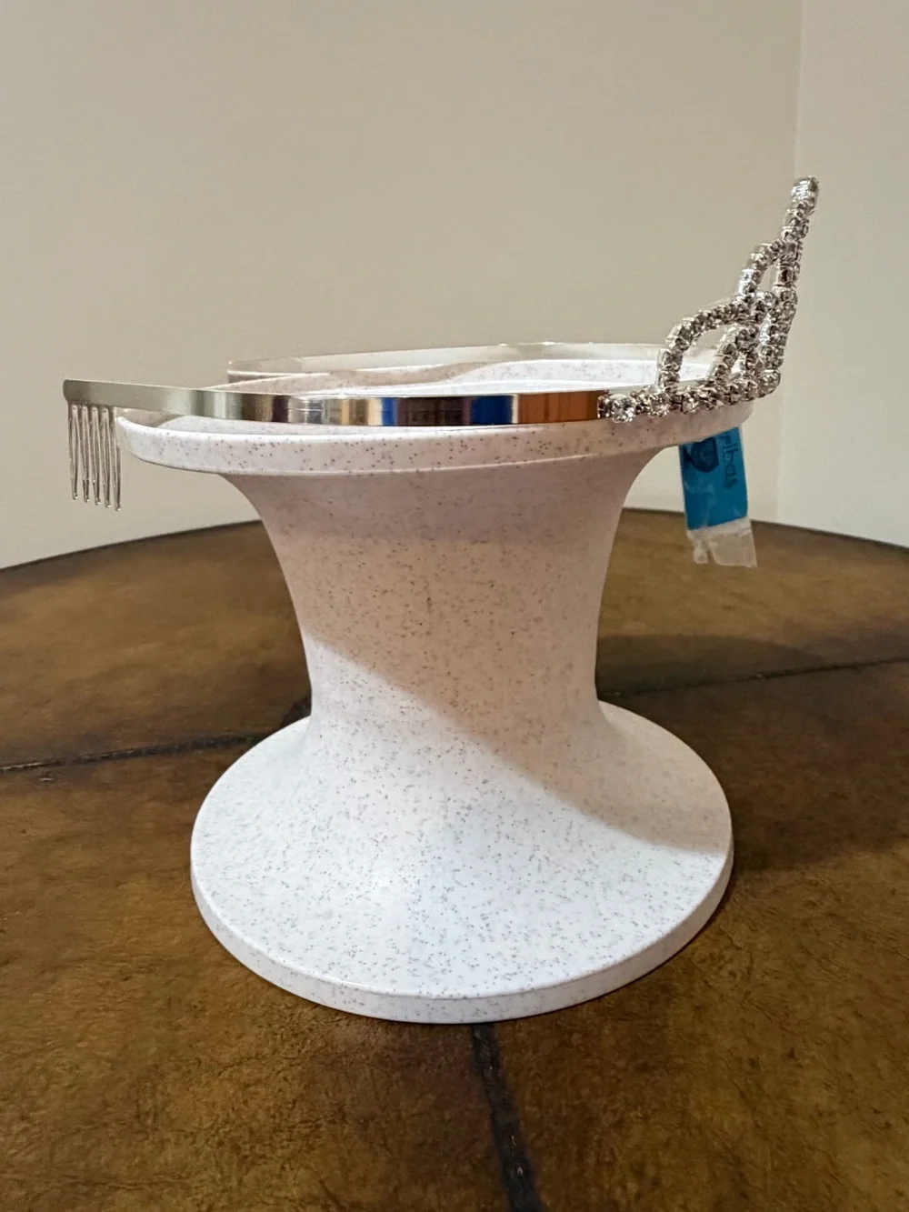 NEW WITH TAGS AUTHENTIC ARRIBAS DISNEY PRINCESS WEDDING PARTY TIARA WITH COMBS 👑